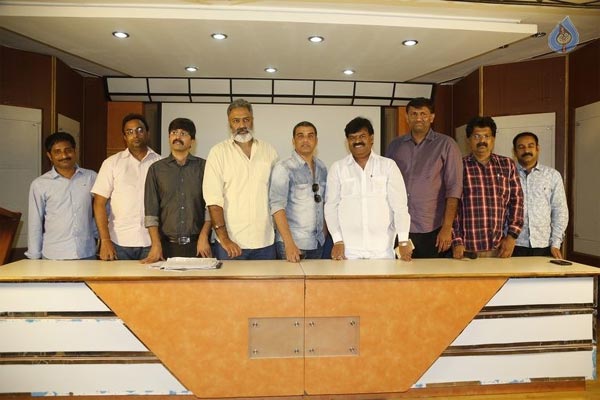 anti piracy press meet,bahubali,sreemanthudu,dil raju  పైరసీ విషయంలో ప్రభుత్వం చర్యలు తీసుకోనుంది! 